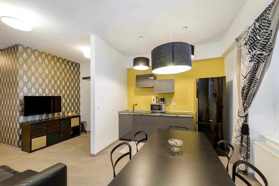 Apartment Napoleon Любляна Екстер'єр фото